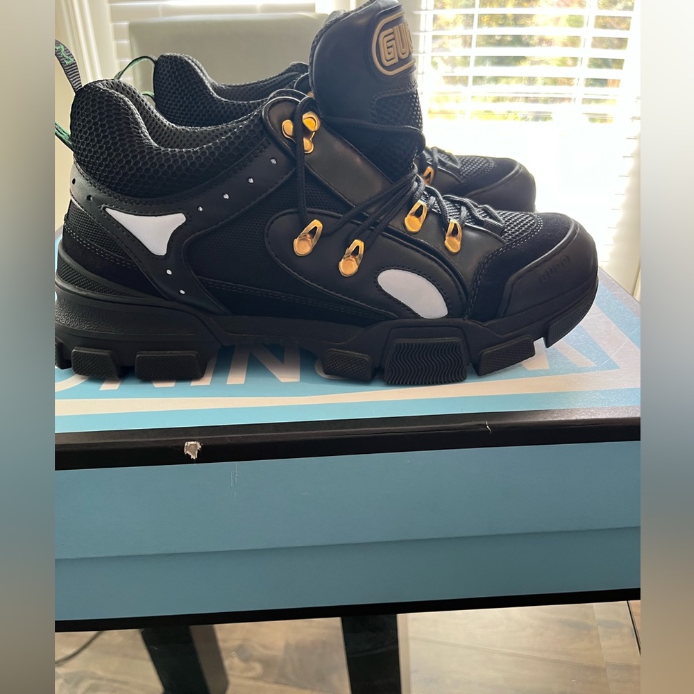 Gucci Flashtrek trainers men’s size 9